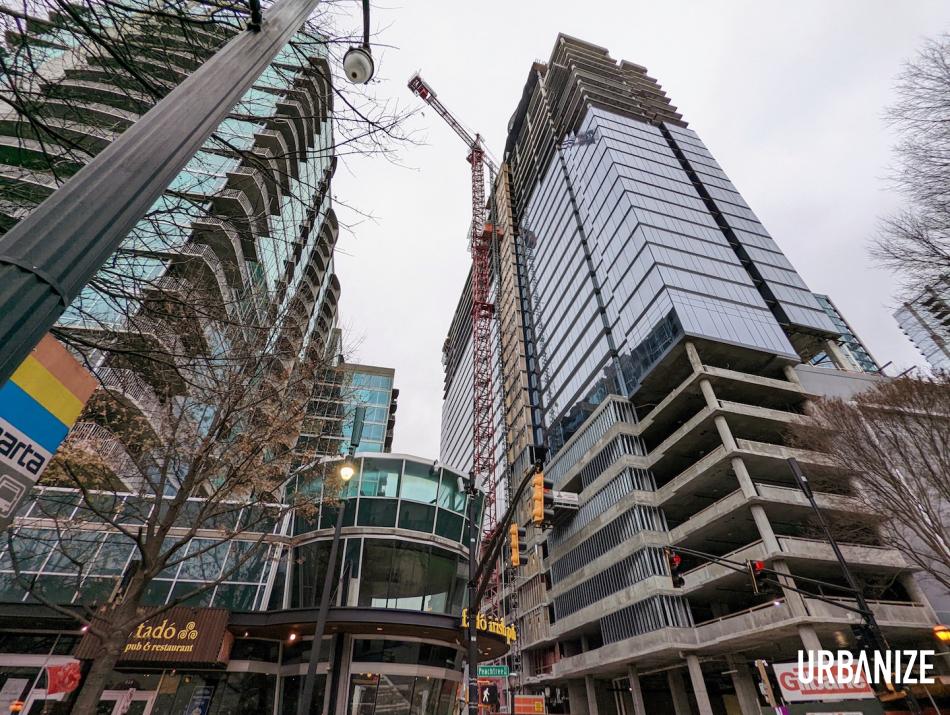 Photos Midtown's latest highrise tops out over Peachtree Street